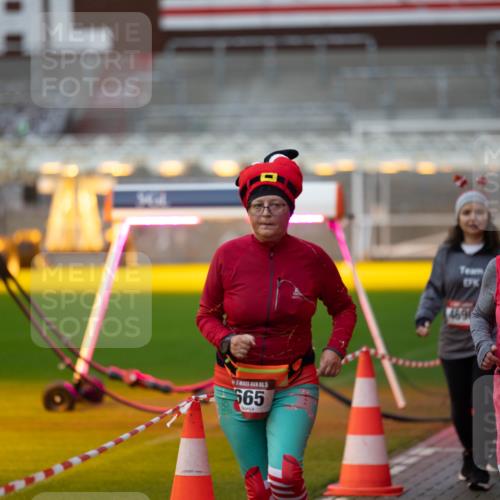 07.12.2025 - St. Pauli X-Mass-Run No. 15 Michael Strokosch http://msf.ph/oto/9361720 07.12.2025 11:37:30 Laufen 565, 37 meine-sportfotos.de