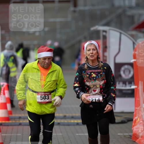 07.12.2025 - St. Pauli X-Mass-Run No. 15 Michael Strokosch http://msf.ph/oto/9361736 07.12.2025 11:38:08 Laufen 503, 15, 214 meine-sportfotos.de
