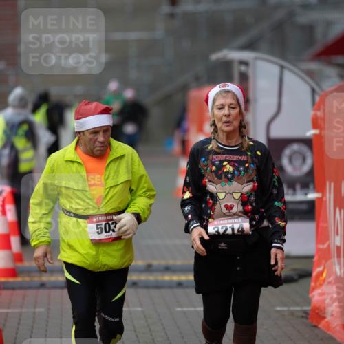 07.12.2025 - St. Pauli X-Mass-Run No. 15 Michael Strokosch http://msf.ph/oto/9361737 07.12.2025 11:38:09 Laufen 503, 15, 3214 meine-sportfotos.de