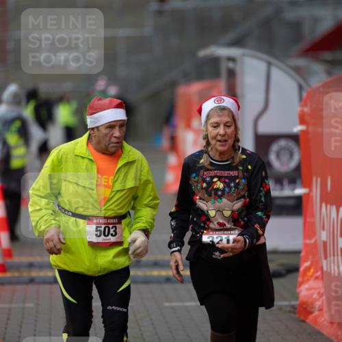 07.12.2025 - St. Pauli X-Mass-Run No. 15 Michael Strokosch http://msf.ph/oto/9361739 07.12.2025 11:38:09 Laufen 503, 15, 3211 meine-sportfotos.de