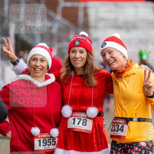 07.12.2025 - St. Pauli X-Mass-Run No. 15 Michael Strokosch http://msf.ph/oto/9361744 07.12.2025 11:47:05 Laufen 1955, 178, 15, 2334 meine-sportfotos.de