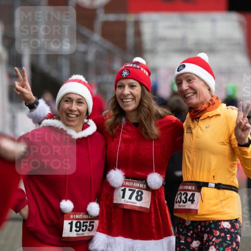 07.12.2025 - St. Pauli X-Mass-Run No. 15 Michael Strokosch http://msf.ph/oto/9361757 07.12.2025 11:47:07 Laufen 1955, 15, 178, 15, 334 meine-sportfotos.de