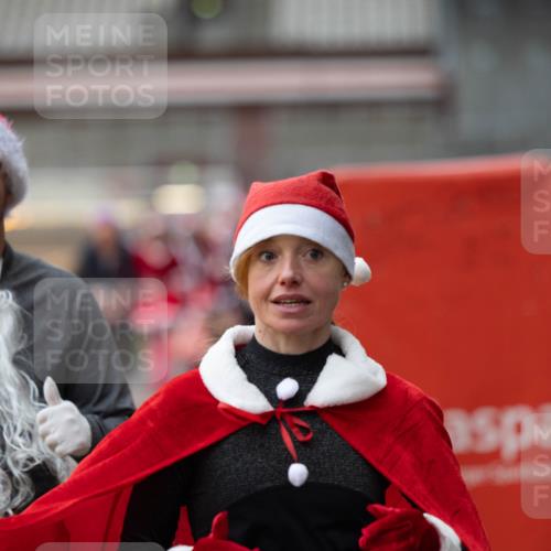 07.12.2025 - St. Pauli X-Mass-Run No. 15 Michael Strokosch http://msf.ph/oto/9361766 07.12.2025 11:47:26 Laufen  meine-sportfotos.de
