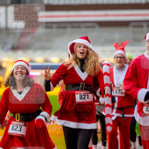 07.12.2025 - St. Pauli X-Mass-Run No. 15 Michael Strokosch http://msf.ph/oto/9361775 07.12.2025 11:47:34 Laufen 823, 0, 0, 0, 15, 821, 1872, 824 meine-sportfotos.de