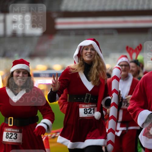07.12.2025 - St. Pauli X-Mass-Run No. 15 Michael Strokosch http://msf.ph/oto/9361777 07.12.2025 11:47:34 Laufen 0, 823, 5, 821, 824 meine-sportfotos.de