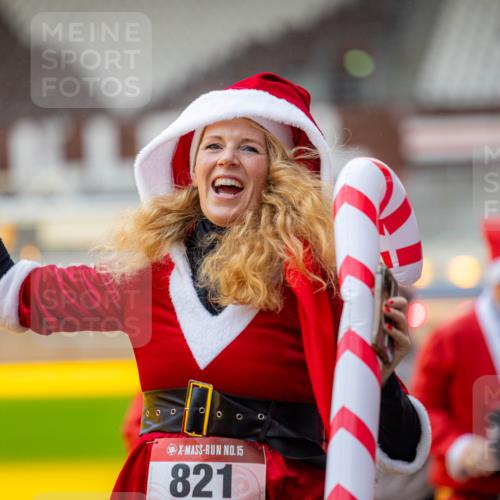 07.12.2025 - St. Pauli X-Mass-Run No. 15 Michael Strokosch http://msf.ph/oto/9361789 07.12.2025 11:47:36 Laufen 000, 15, 8215 meine-sportfotos.de