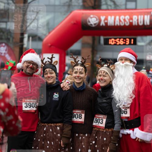 07.12.2025 - St. Pauli X-Mass-Run No. 15 Michael Strokosch http://msf.ph/oto/9361810 07.12.2025 11:56:50 Laufen 5, 3905, 10, 56, 31, 15, 908, 15, 3903, 15, 06 meine-sportfotos.de