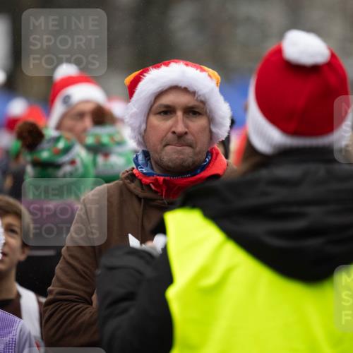 07.12.2025 - St. Pauli X-Mass-Run No. 15 Michael Strokosch http://msf.ph/oto/9361817 07.12.2025 12:07:20 Laufen  meine-sportfotos.de