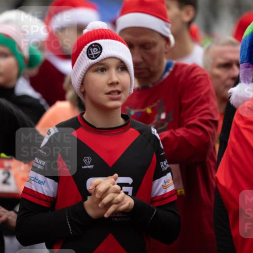 07.12.2025 - St. Pauli X-Mass-Run No. 15 Michael Strokosch http://msf.ph/oto/9361828 07.12.2025 12:07:37 Laufen 80, 2705 meine-sportfotos.de