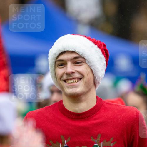 07.12.2025 - St. Pauli X-Mass-Run No. 15 Michael Strokosch http://msf.ph/oto/9361851 07.12.2025 12:20:02 Laufen  meine-sportfotos.de