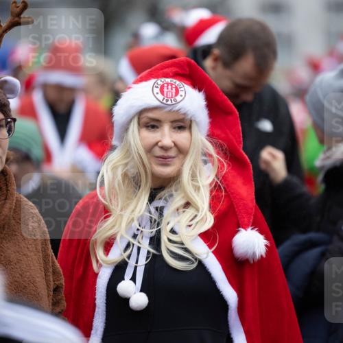 07.12.2025 - St. Pauli X-Mass-Run No. 15 Michael Strokosch http://msf.ph/oto/9361854 07.12.2025 12:20:13 Laufen  meine-sportfotos.de