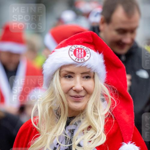 07.12.2025 - St. Pauli X-Mass-Run No. 15 Michael Strokosch http://msf.ph/oto/9361855 07.12.2025 12:20:14 Laufen 1910 meine-sportfotos.de