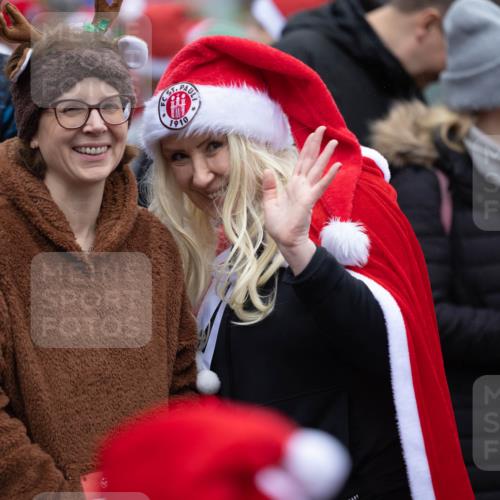 07.12.2025 - St. Pauli X-Mass-Run No. 15 Michael Strokosch http://msf.ph/oto/9361860 07.12.2025 12:20:22 Laufen 1910 meine-sportfotos.de