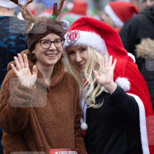 07.12.2025 - St. Pauli X-Mass-Run No. 15 Michael Strokosch http://msf.ph/oto/9361863 07.12.2025 12:20:23 Laufen 5, 1910 meine-sportfotos.de