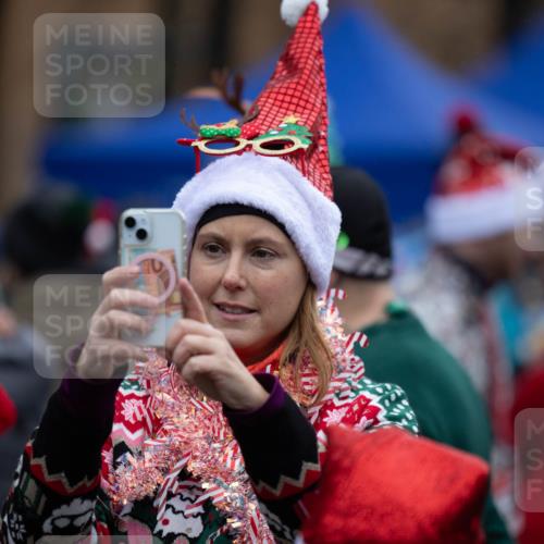 07.12.2025 - St. Pauli X-Mass-Run No. 15 Michael Strokosch http://msf.ph/oto/9361864 07.12.2025 12:20:30 Laufen  meine-sportfotos.de