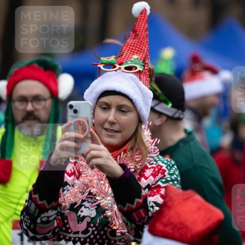 07.12.2025 - St. Pauli X-Mass-Run No. 15 Michael Strokosch http://msf.ph/oto/9361868 07.12.2025 12:20:32 Laufen 299 meine-sportfotos.de