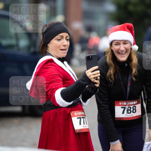 07.12.2025 - St. Pauli X-Mass-Run No. 15 Michael Strokosch http://msf.ph/oto/9361872 07.12.2025 12:21:45 Laufen 771, 788 meine-sportfotos.de