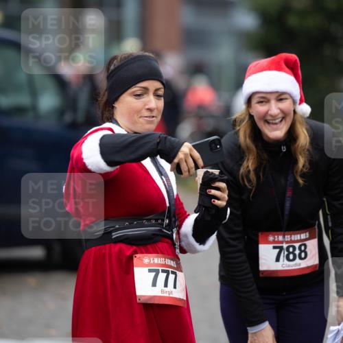 07.12.2025 - St. Pauli X-Mass-Run No. 15 Michael Strokosch http://msf.ph/oto/9361873 07.12.2025 12:21:45 Laufen 2825, 777, 788 meine-sportfotos.de