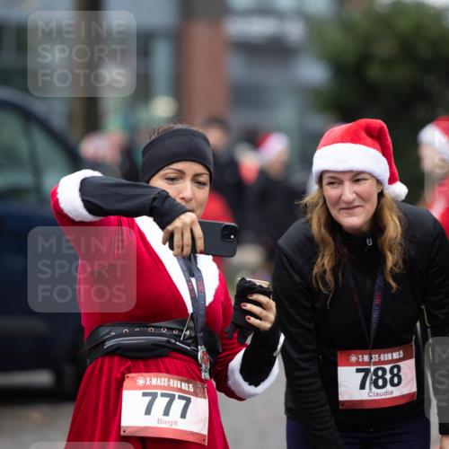 07.12.2025 - St. Pauli X-Mass-Run No. 15 Michael Strokosch http://msf.ph/oto/9361875 07.12.2025 12:21:45 Laufen 15, 777, 5, 788 meine-sportfotos.de