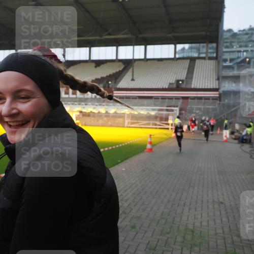 07.12.2025 - St. Pauli X-Mass-Run No. 15 Fabian Wolf http://msf.ph/oto/9361878 07.12.2025 09:59:44 Ziel 488, 910, 911, 934, 961, 1763, 2186, 2729, 3513, 4029, 4051, 4052, 4465 meine-sportfotos.de