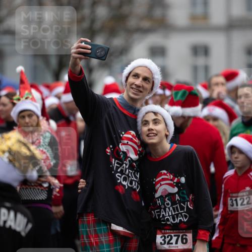 07.12.2025 - St. Pauli X-Mass-Run No. 15 Michael Strokosch http://msf.ph/oto/9361903 07.12.2025 12:22:31 Laufen 3276, 3122, 30 meine-sportfotos.de