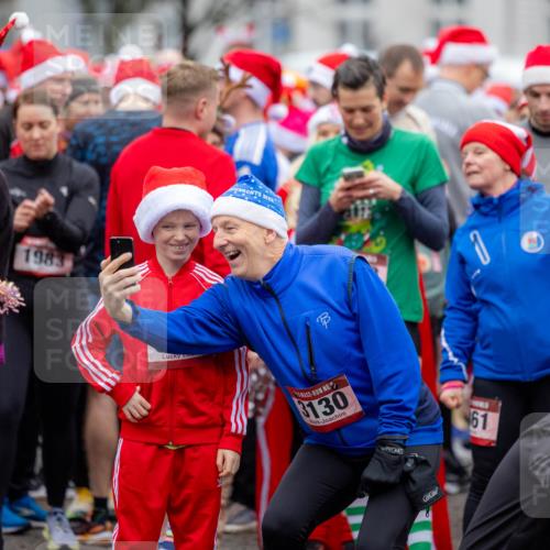 07.12.2025 - St. Pauli X-Mass-Run No. 15 Michael Strokosch http://msf.ph/oto/9361909 07.12.2025 12:23:20 Laufen 4687, 1983, 130, 61 meine-sportfotos.de