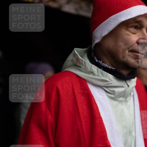 07.12.2025 - St. Pauli X-Mass-Run No. 15 Michael Strokosch http://msf.ph/oto/9361991 07.12.2025 10:33:49 Laufen  meine-sportfotos.de