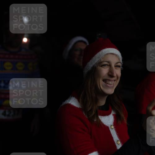07.12.2025 - St. Pauli X-Mass-Run No. 15 Michael Strokosch http://msf.ph/oto/9362028 07.12.2025 10:34:14 Laufen 30003, 4237, 78 meine-sportfotos.de