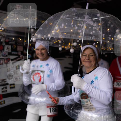 07.12.2025 - St. Pauli X-Mass-Run No. 15 Michael Strokosch http://msf.ph/oto/9362082 07.12.2025 10:34:39 Laufen 41, 80, 186, 3053 meine-sportfotos.de