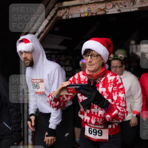 07.12.2025 - St. Pauli X-Mass-Run No. 15 Michael Strokosch http://msf.ph/oto/9362111 07.12.2025 10:34:53 Laufen 960, 896, 15, 699, 3761 meine-sportfotos.de