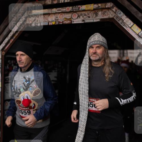 07.12.2025 - St. Pauli X-Mass-Run No. 15 Michael Strokosch http://msf.ph/oto/9362116 07.12.2025 10:34:58 Laufen 659, 15, 150 meine-sportfotos.de
