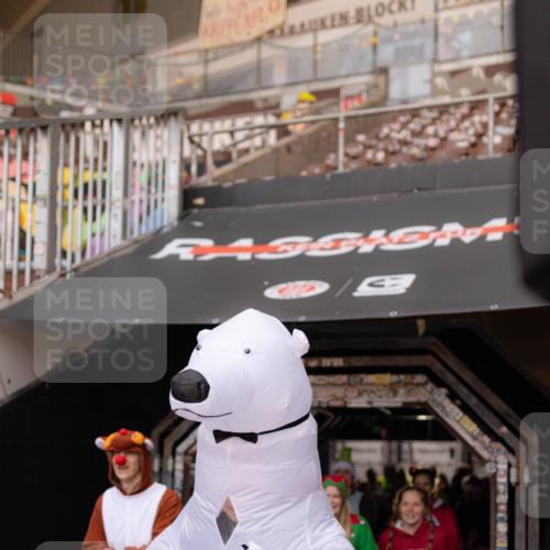 07.12.2025 - St. Pauli X-Mass-Run No. 15 Michael Strokosch http://msf.ph/oto/9362147 07.12.2025 10:35:21 Laufen 15, 3799, 3836 meine-sportfotos.de