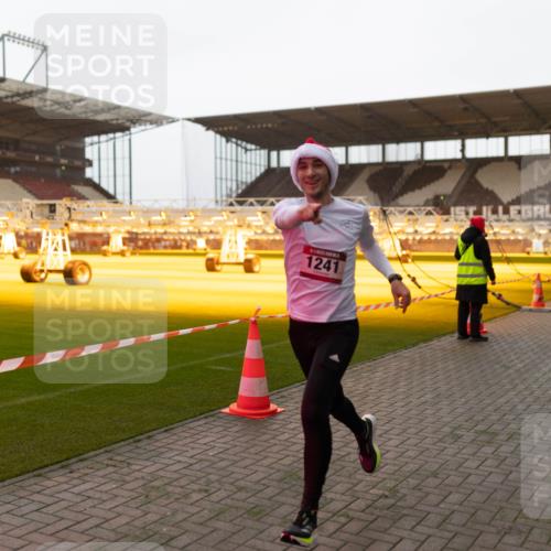 07.12.2025 - St. Pauli X-Mass-Run No. 15 Michael Strokosch http://msf.ph/oto/9362214 07.12.2025 10:53:06 Laufen 1241 meine-sportfotos.de