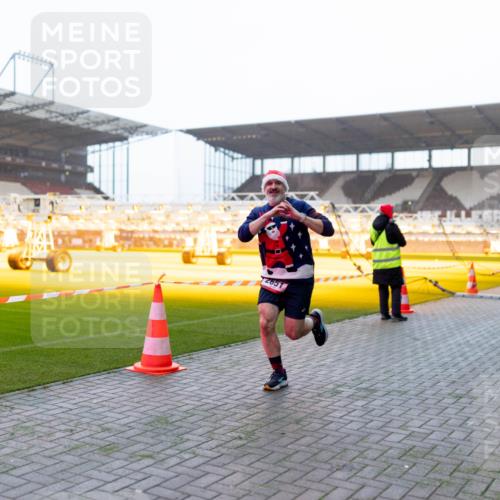 07.12.2025 - St. Pauli X-Mass-Run No. 15 Michael Strokosch http://msf.ph/oto/9362272 07.12.2025 10:54:19 Laufen 2651 meine-sportfotos.de