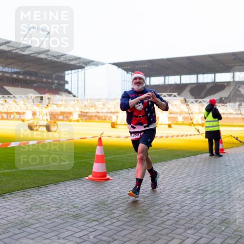 07.12.2025 - St. Pauli X-Mass-Run No. 15 Michael Strokosch http://msf.ph/oto/9362277 07.12.2025 10:54:19 Laufen 265 meine-sportfotos.de
