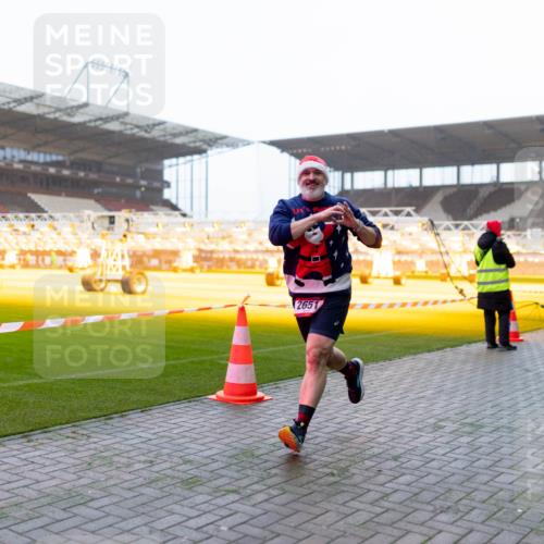 07.12.2025 - St. Pauli X-Mass-Run No. 15 Michael Strokosch http://msf.ph/oto/9362278 07.12.2025 10:54:19 Laufen 2651 meine-sportfotos.de