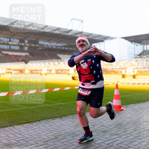07.12.2025 - St. Pauli X-Mass-Run No. 15 Michael Strokosch http://msf.ph/oto/9362289 07.12.2025 10:54:20 Laufen 2651 meine-sportfotos.de
