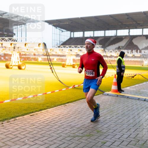 07.12.2025 - St. Pauli X-Mass-Run No. 15 Michael Strokosch http://msf.ph/oto/9362295 07.12.2025 10:54:40 Laufen 2209, 2036 meine-sportfotos.de