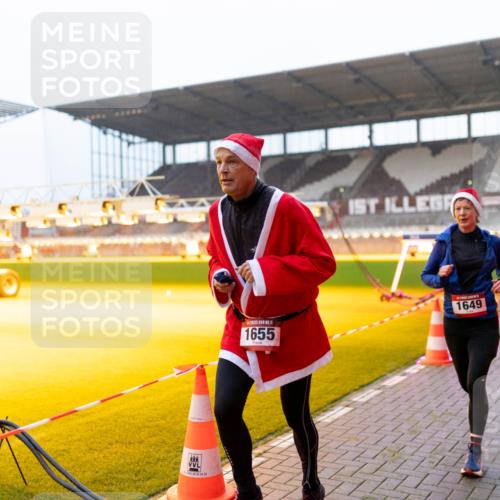 07.12.2025 - St. Pauli X-Mass-Run No. 15 Michael Strokosch http://msf.ph/oto/9362319 07.12.2025 10:54:59 Laufen 4066930222, 15, 1655, 1649 meine-sportfotos.de