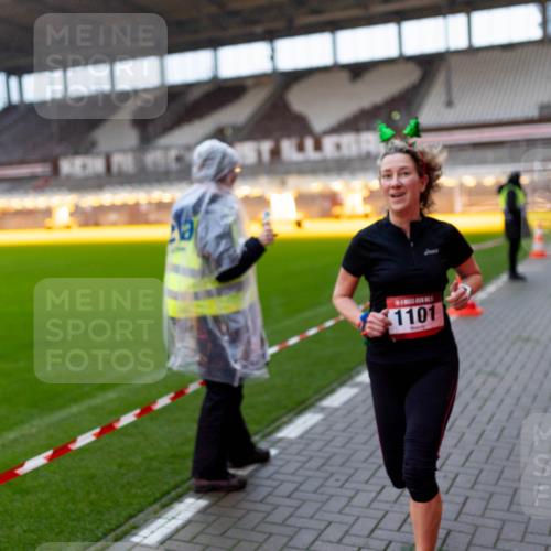 07.12.2025 - St. Pauli X-Mass-Run No. 15 Michael Strokosch http://msf.ph/oto/9362322 07.12.2025 10:55:20 Laufen 1101 meine-sportfotos.de