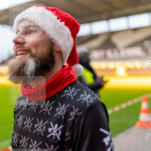07.12.2025 - St. Pauli X-Mass-Run No. 15 Michael Strokosch http://msf.ph/oto/9362349 07.12.2025 10:56:12 Laufen  meine-sportfotos.de