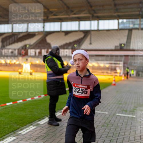 07.12.2025 - St. Pauli X-Mass-Run No. 15 Michael Strokosch http://msf.ph/oto/9362351 07.12.2025 10:56:32 Laufen 15, 3255 meine-sportfotos.de