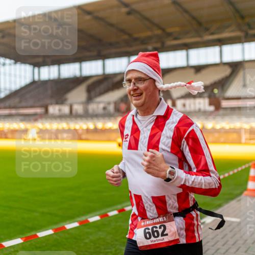 07.12.2025 - St. Pauli X-Mass-Run No. 15 Michael Strokosch http://msf.ph/oto/9362368 07.12.2025 10:56:44 Laufen 15, 662 meine-sportfotos.de