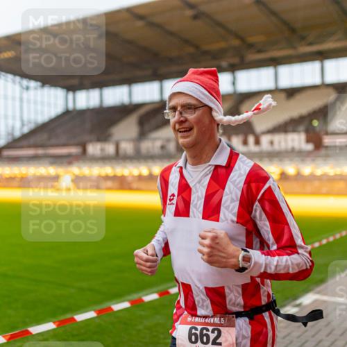 07.12.2025 - St. Pauli X-Mass-Run No. 15 Michael Strokosch http://msf.ph/oto/9362370 07.12.2025 10:56:44 Laufen 15, 662 meine-sportfotos.de