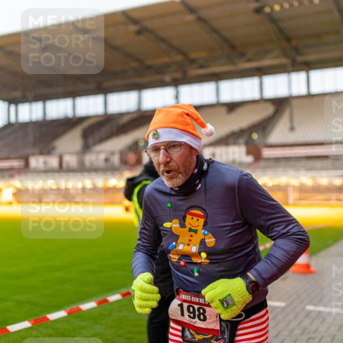 07.12.2025 - St. Pauli X-Mass-Run No. 15 Michael Strokosch http://msf.ph/oto/9362393 07.12.2025 10:56:47 Laufen 198 meine-sportfotos.de