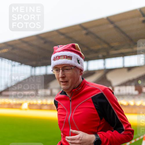 07.12.2025 - St. Pauli X-Mass-Run No. 15 Michael Strokosch http://msf.ph/oto/9362438 07.12.2025 10:57:11 Laufen 49, 0, 15, 3320 meine-sportfotos.de