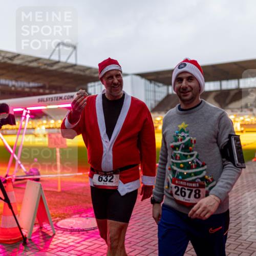 07.12.2025 - St. Pauli X-Mass-Run No. 15 Michael Strokosch http://msf.ph/oto/9362445 07.12.2025 10:58:37 Laufen 632, 15, 2678 meine-sportfotos.de