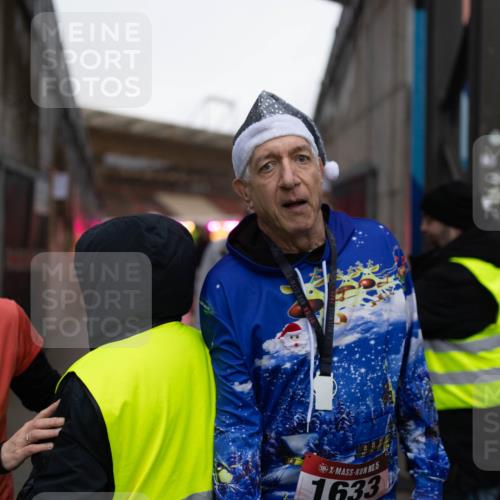 07.12.2025 - St. Pauli X-Mass-Run No. 15 Michael Strokosch http://msf.ph/oto/9362450 07.12.2025 10:59:01 Laufen 1633 meine-sportfotos.de