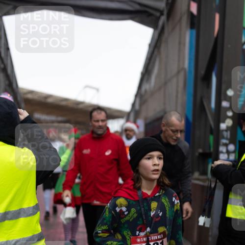 07.12.2025 - St. Pauli X-Mass-Run No. 15 Michael Strokosch http://msf.ph/oto/9362474 07.12.2025 10:59:12 Laufen 31, 5 meine-sportfotos.de