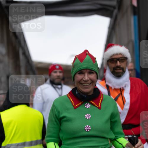 07.12.2025 - St. Pauli X-Mass-Run No. 15 Michael Strokosch http://msf.ph/oto/9362496 07.12.2025 10:59:21 Laufen 782 meine-sportfotos.de